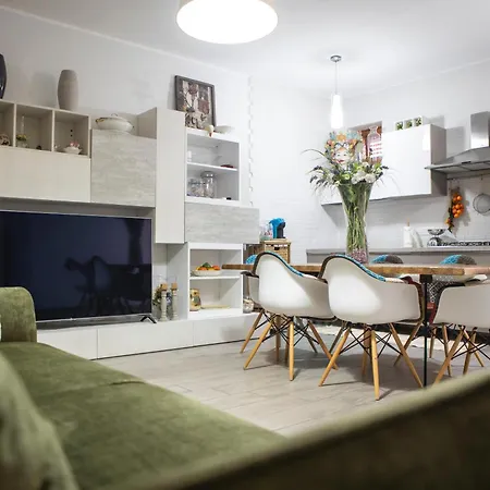 아파트 Aurora 밀라초