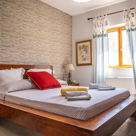 Aurora 아파트 밀라초